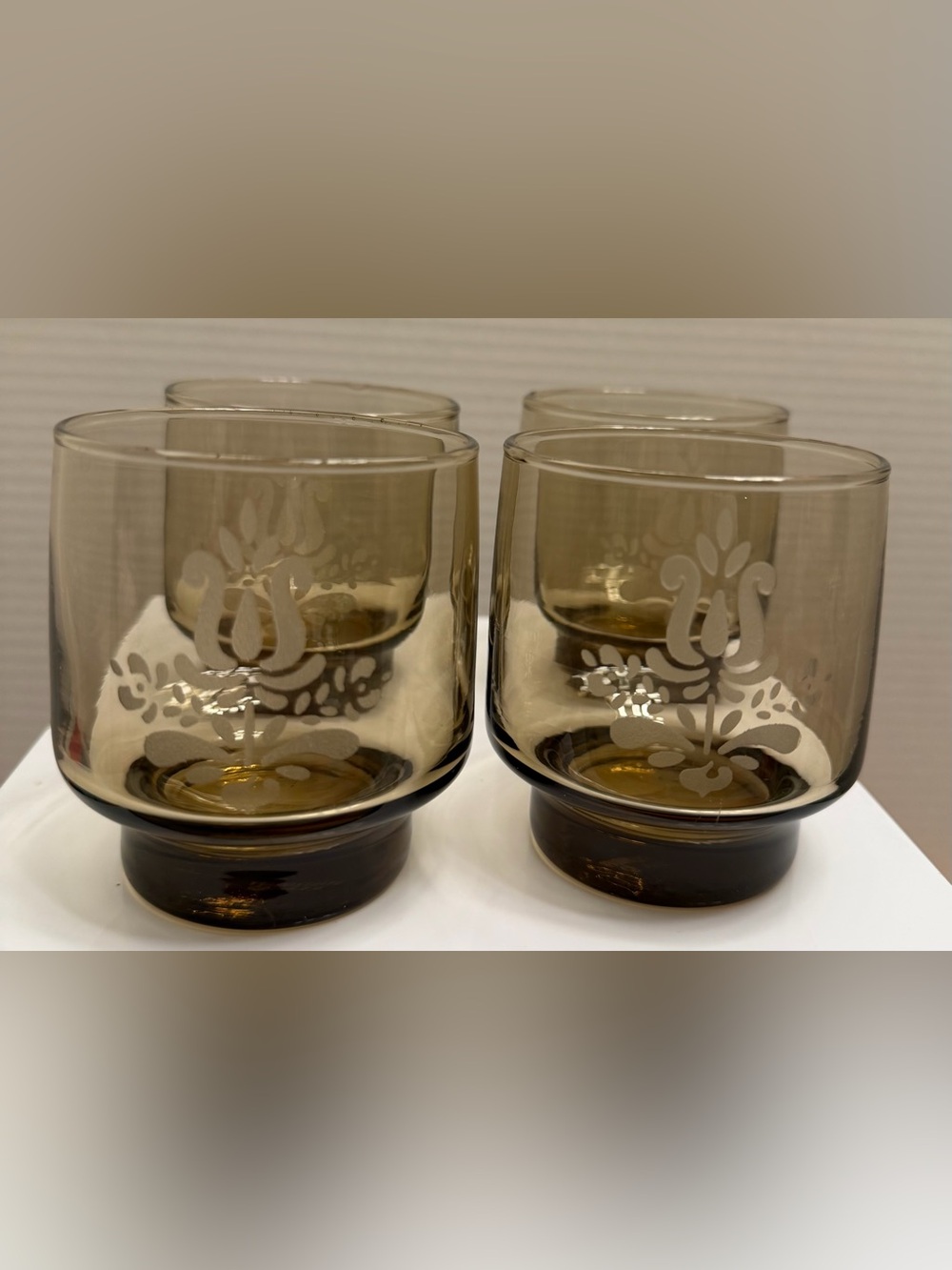VTG Pfaltzgraff Village Smoky Brown Lowball Glasses Set of 4 Etched Tulip 8oz